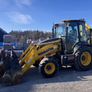 foto Baggerlader Komatsu WB97 R